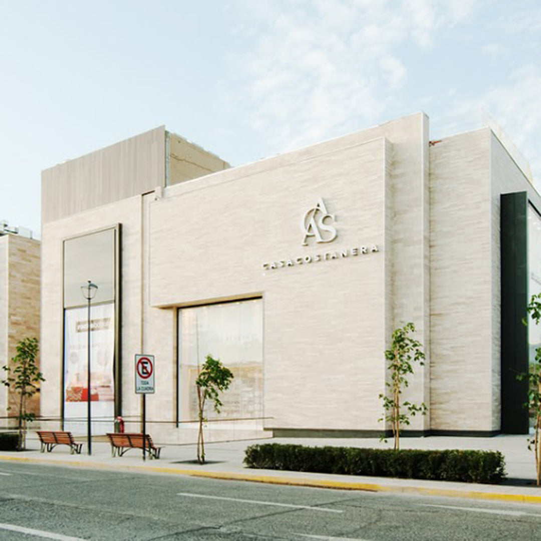 Frontis Casa Costanera
